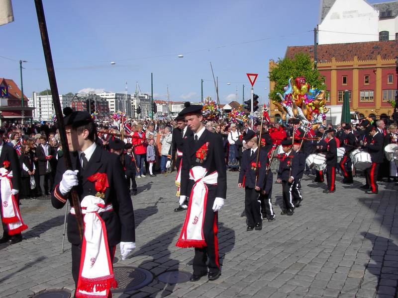 Skutevikens Buekorps ved Bryggesporen